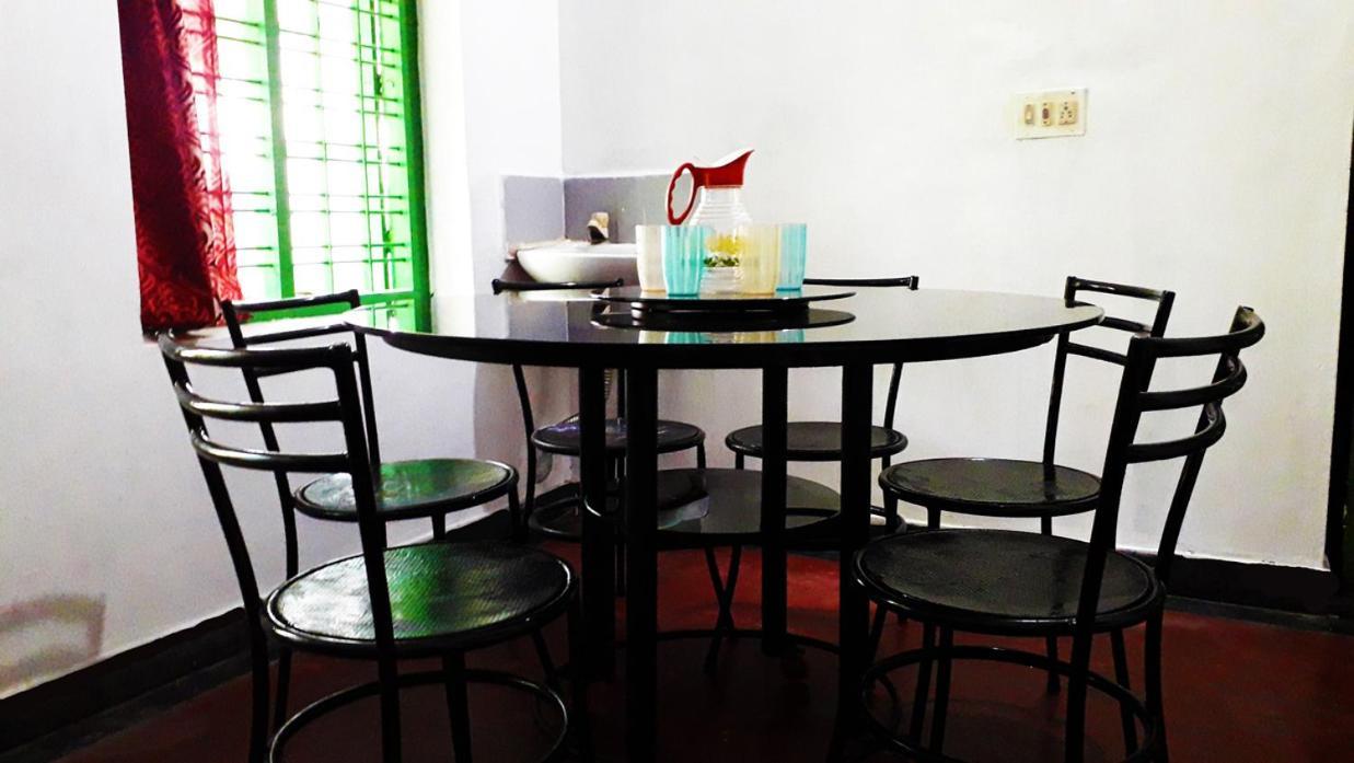 Seenu'S Pg Accommodation Palakkad Esterno foto